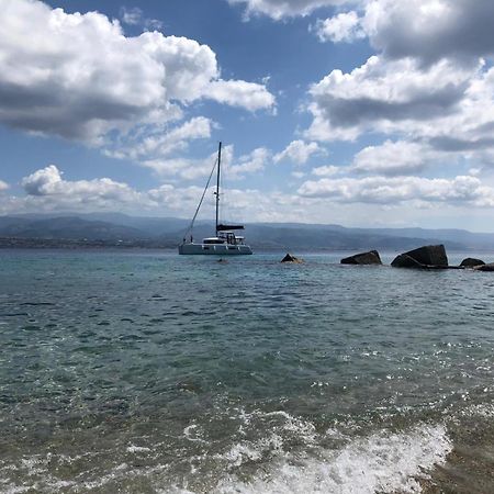 Paradiso Vista Mare Retreat Messina Eksteriør billede