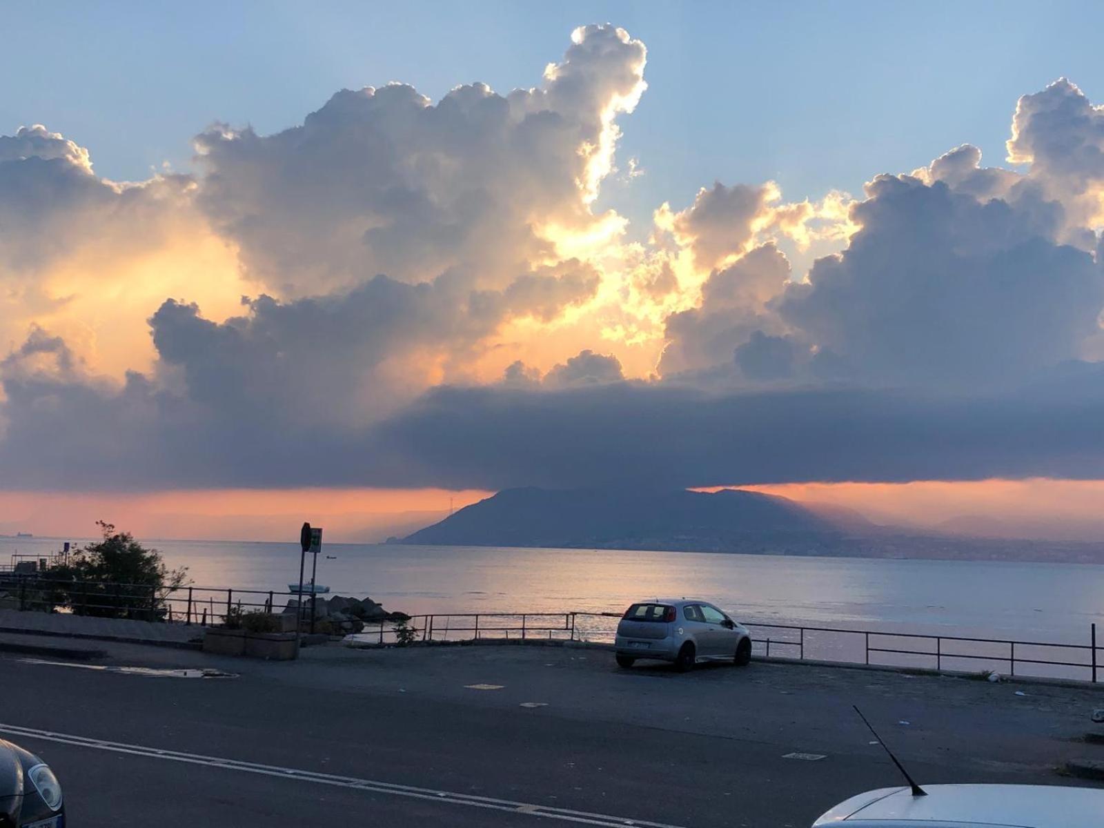 Paradiso Vista Mare Retreat Messina Eksteriør billede